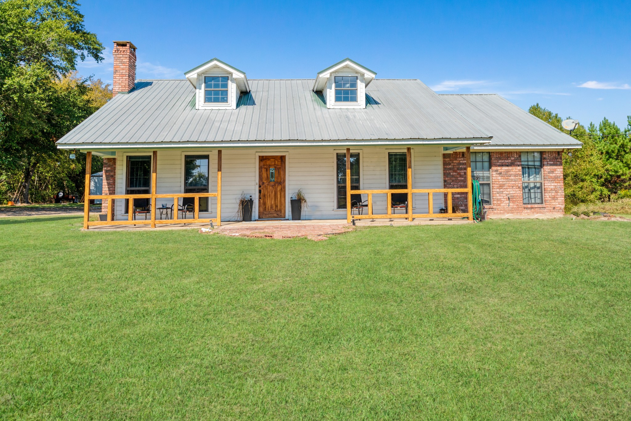 3325 Farm Road 194
