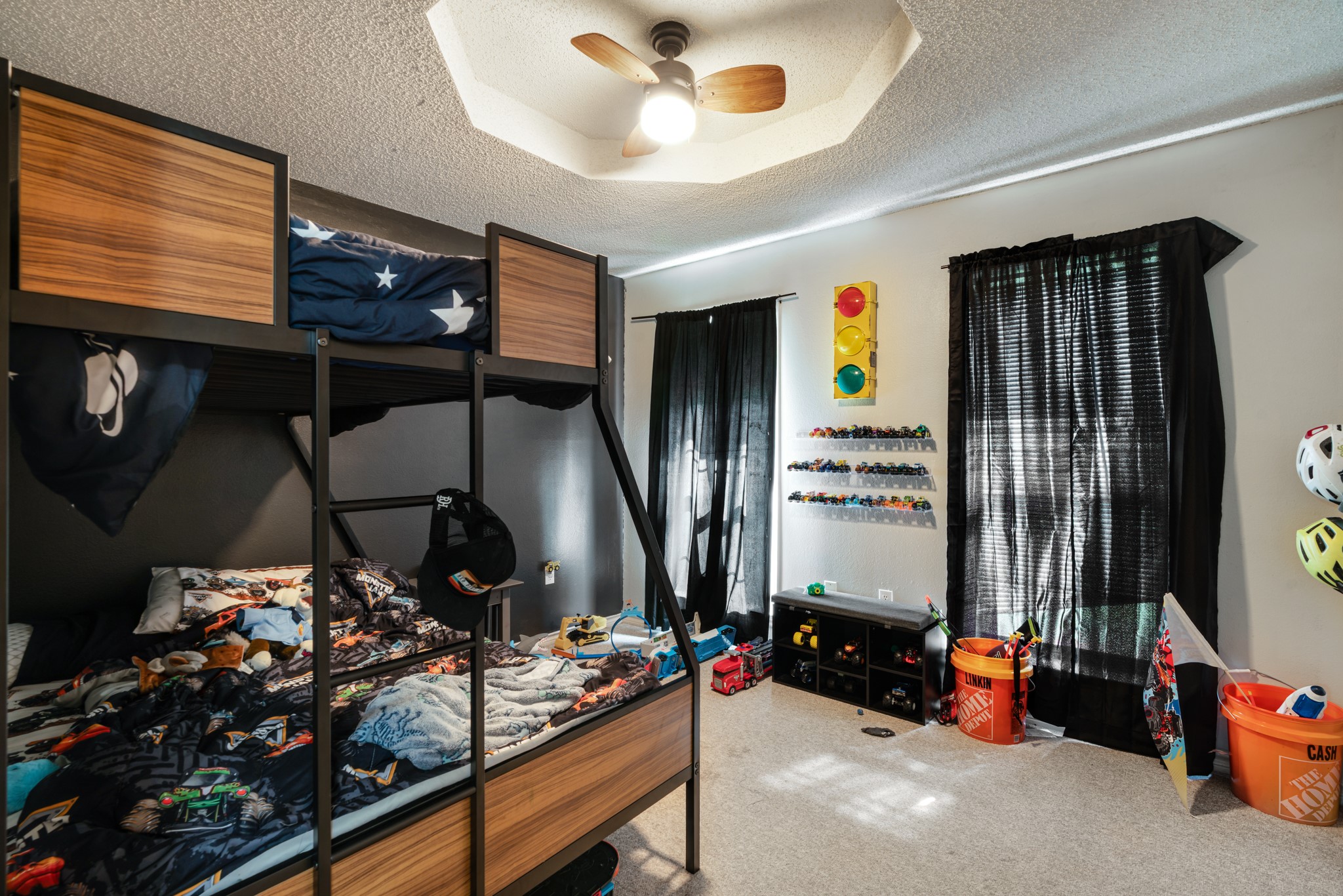 3325 Farm Road 194