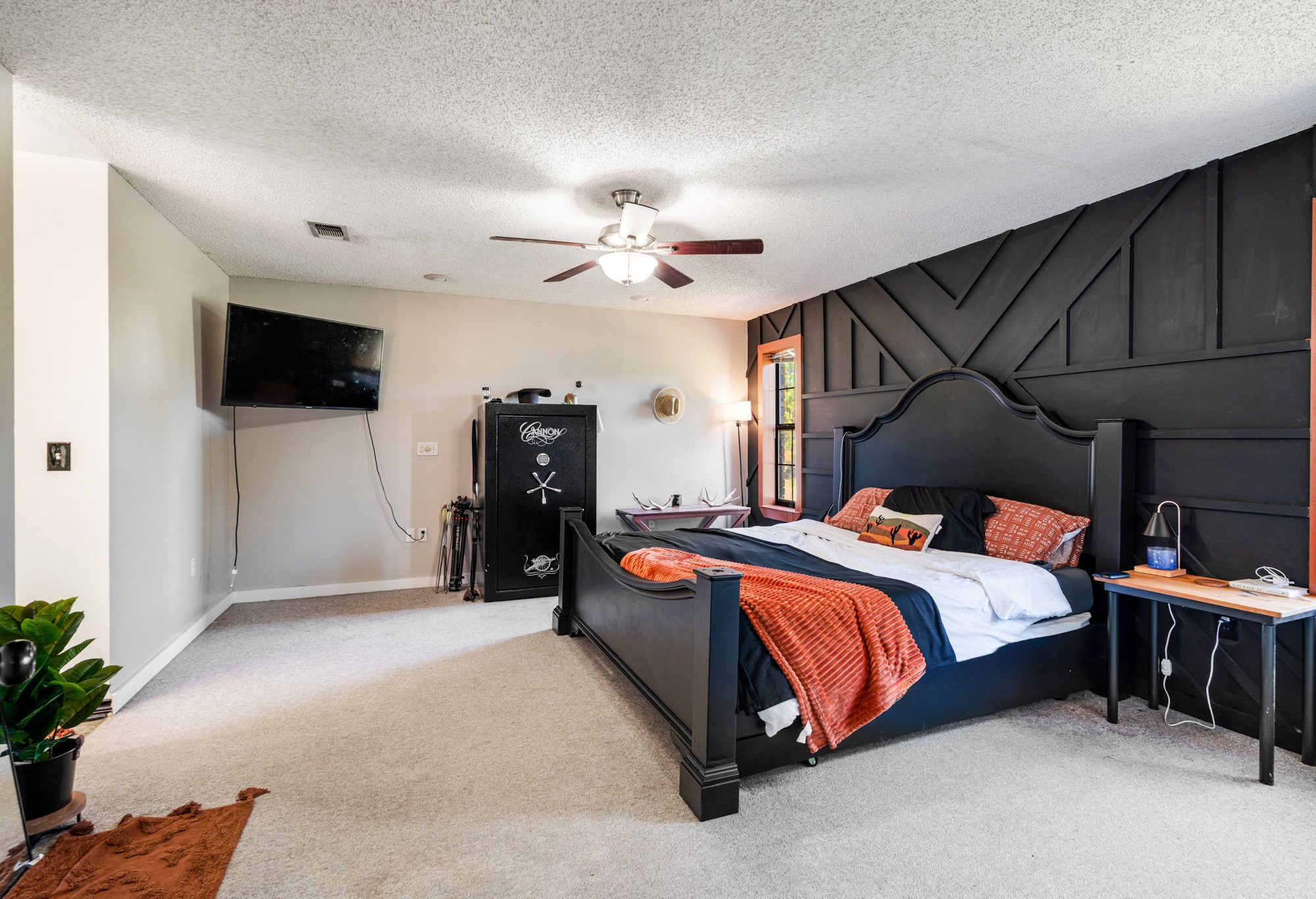 3325 Farm Road 194
