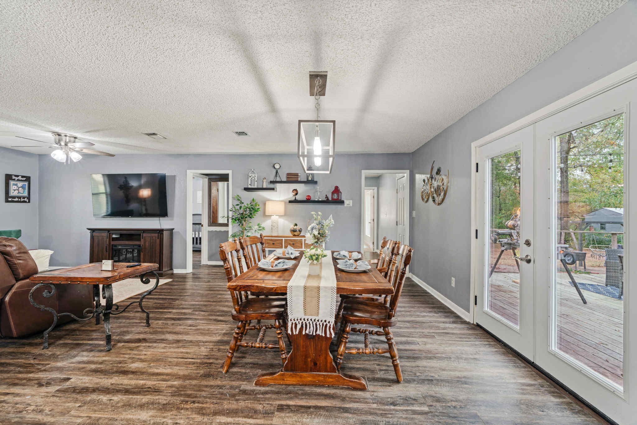 121 County Road 42370