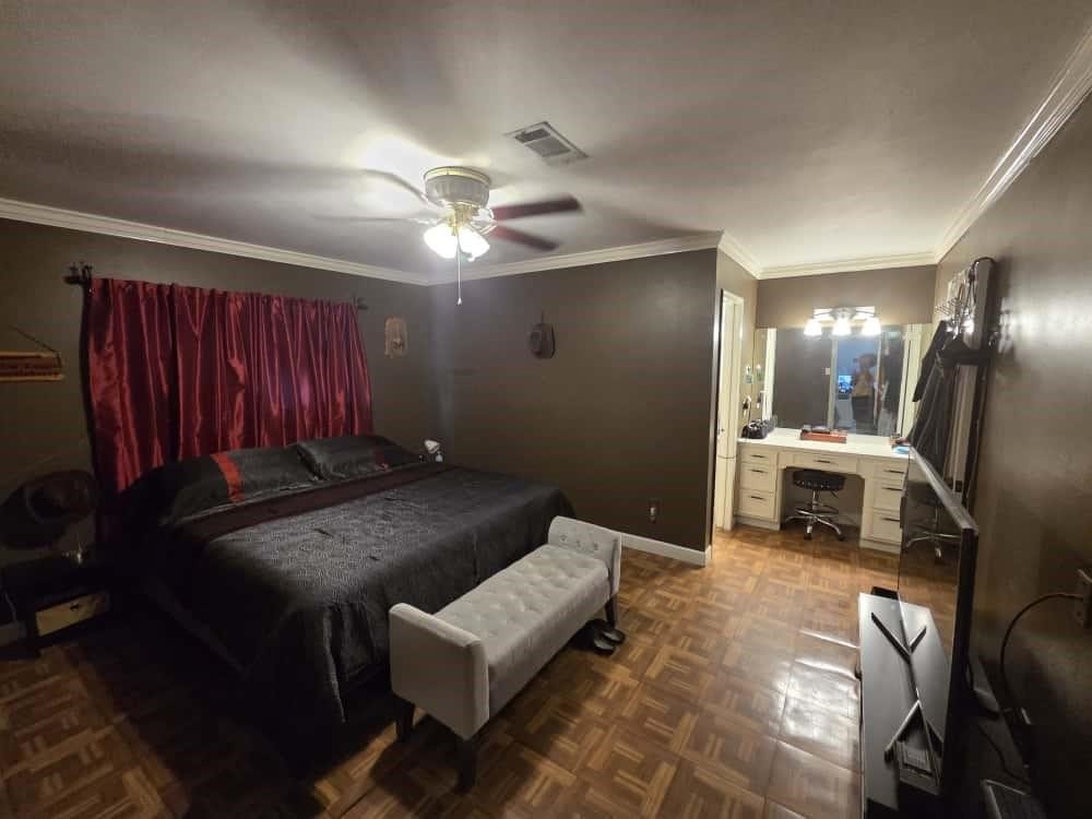 252 Parkside Loop