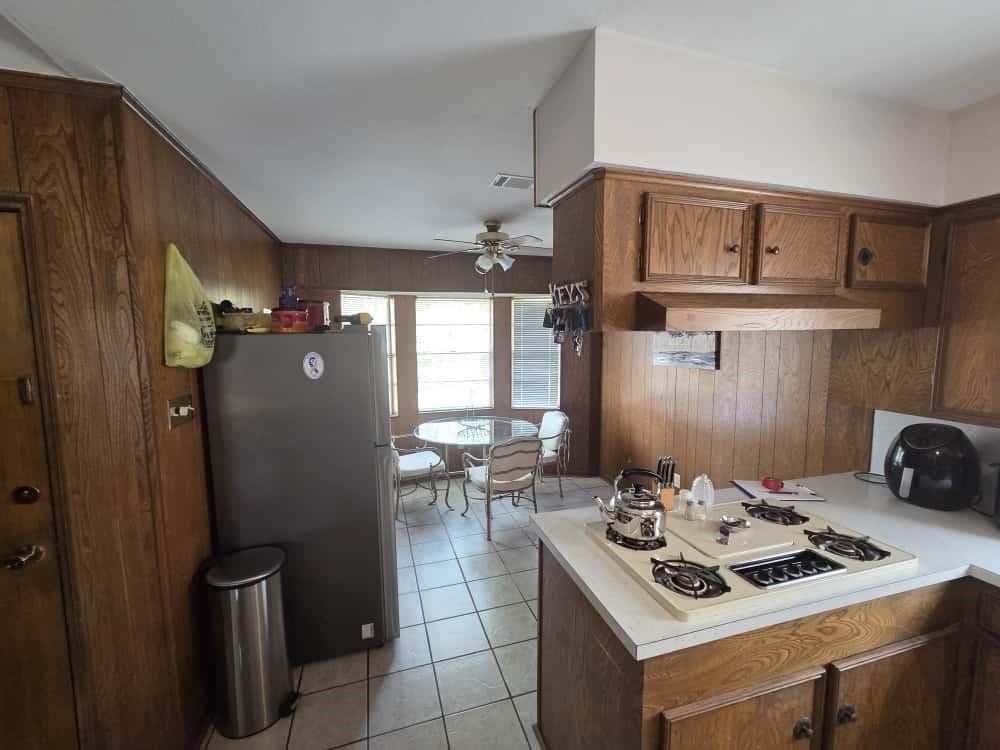 252 Parkside Loop