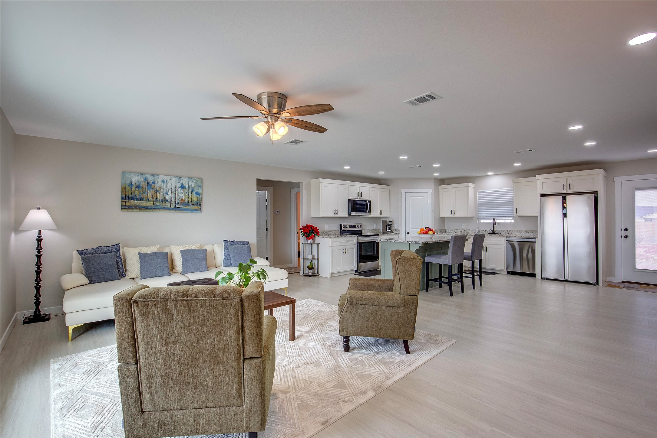 521 Private Road 24977