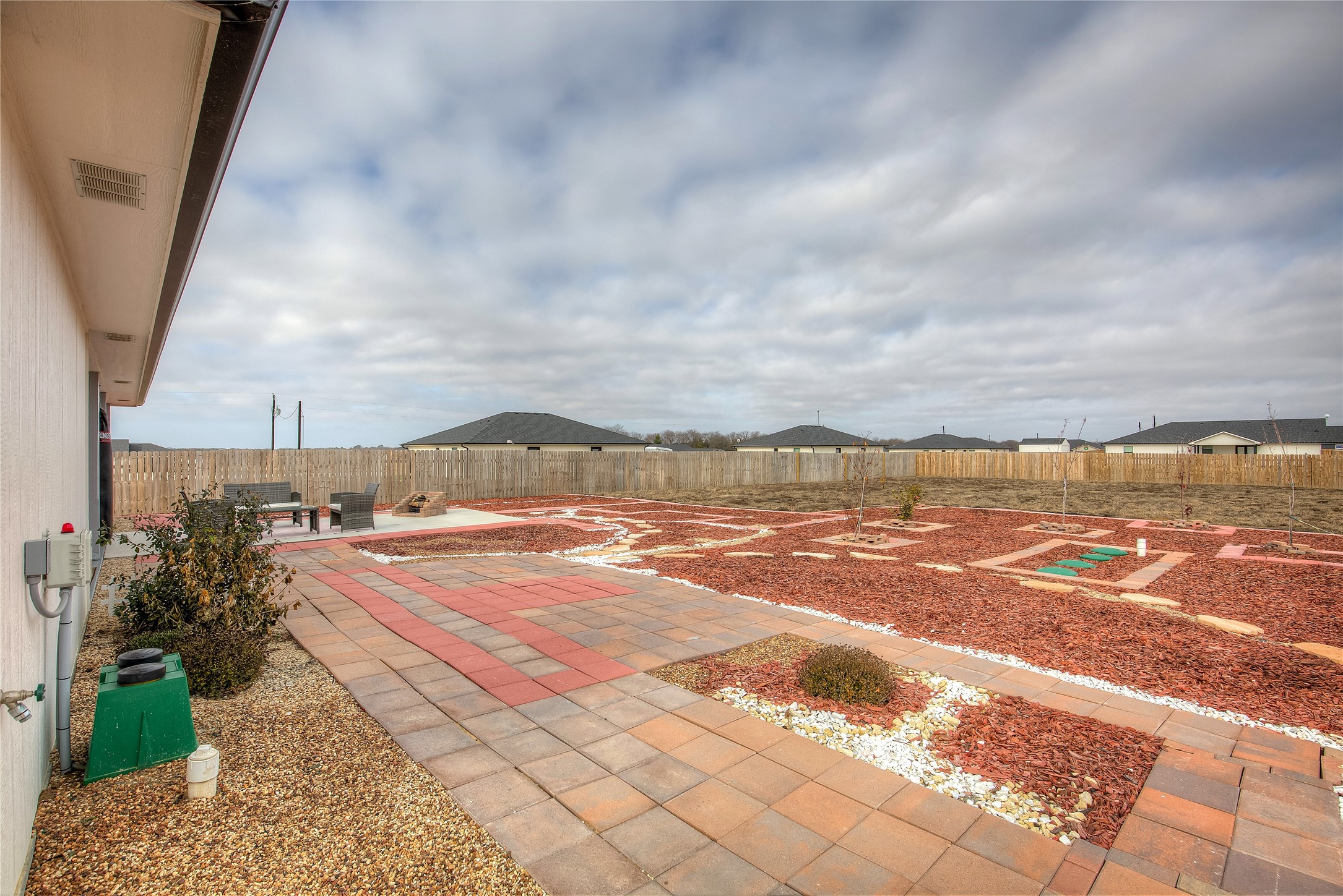 521 Private Road 24977