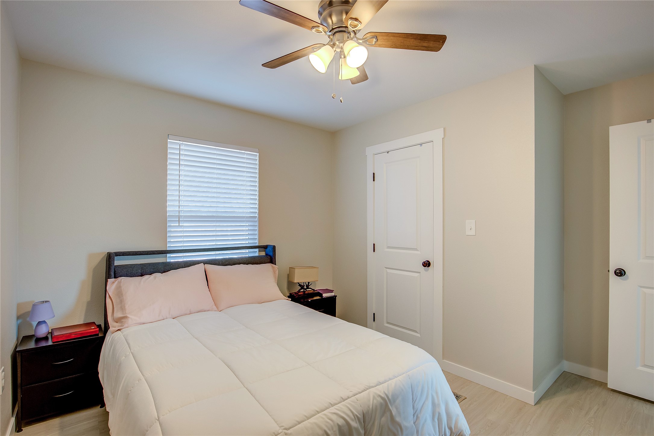 521 Private Road 24977