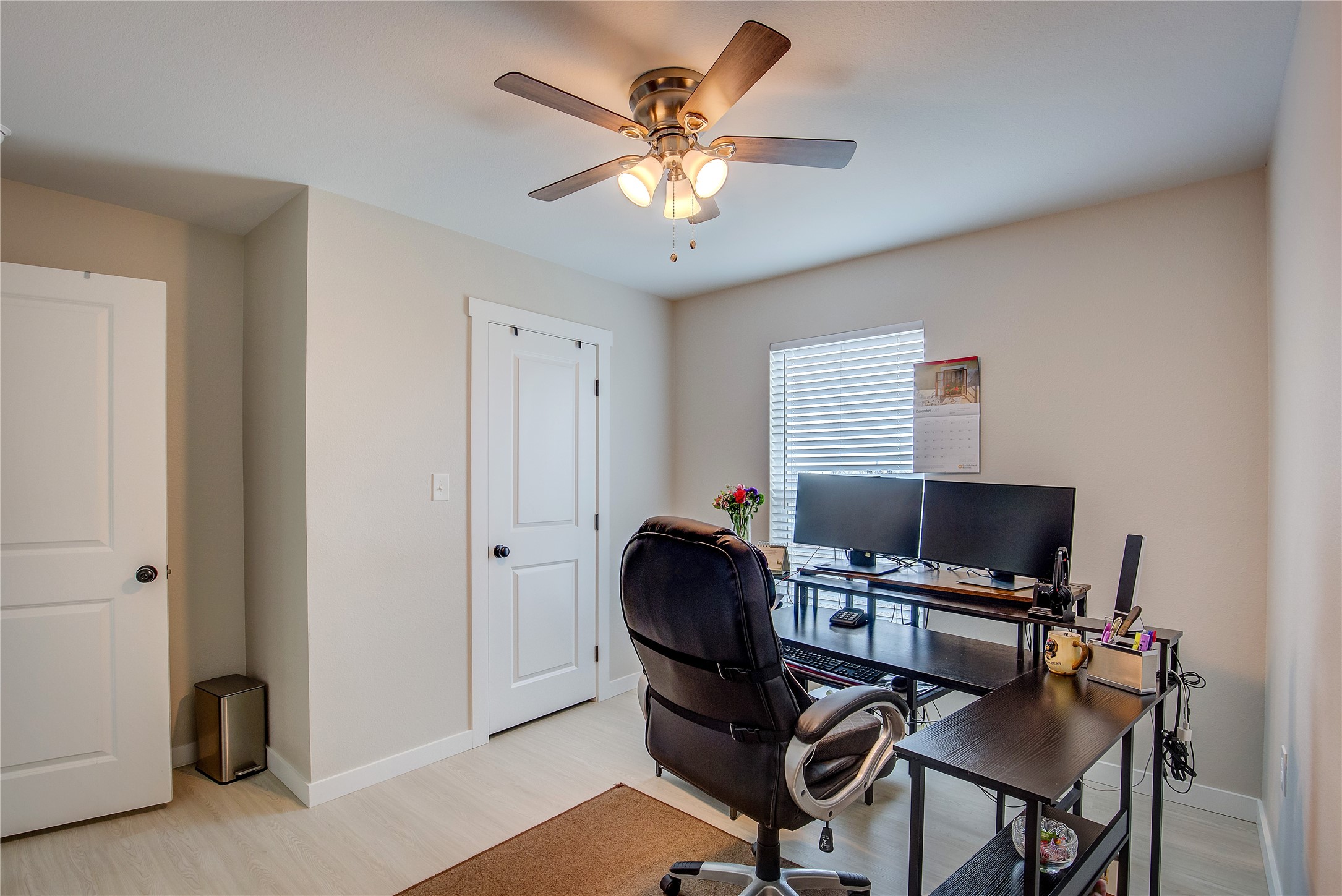 521 Private Road 24977