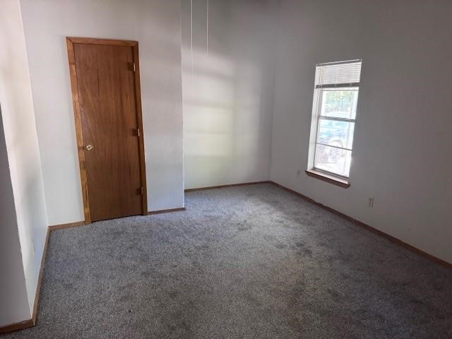 121 8th Street NE