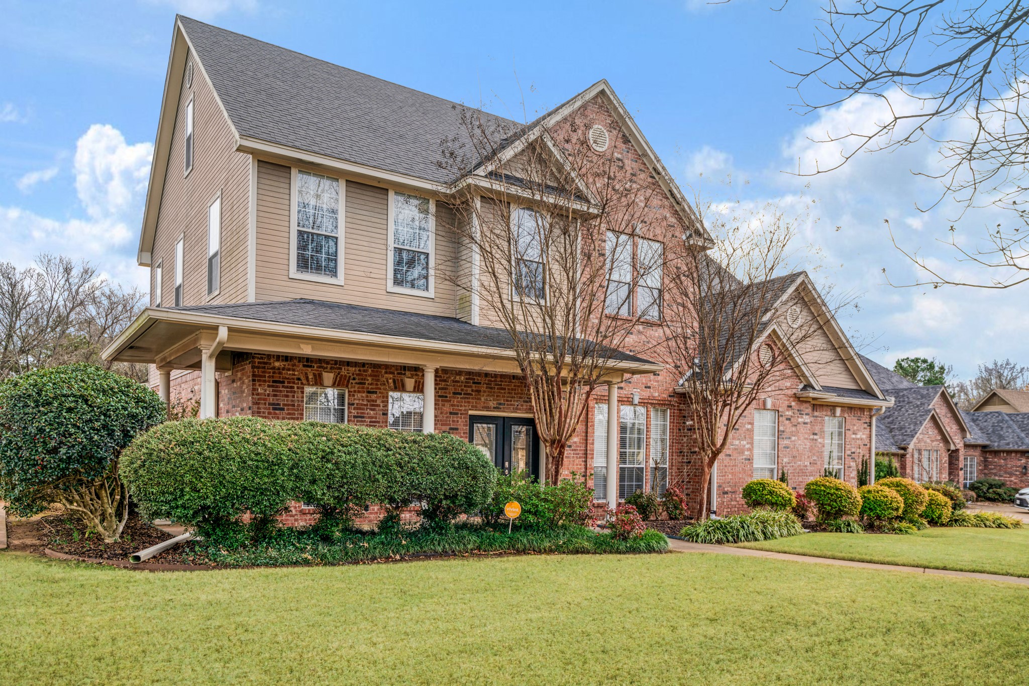 512 Brookes Way