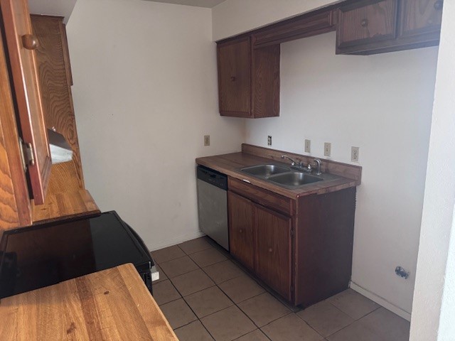 1435 26th Street NE 1435