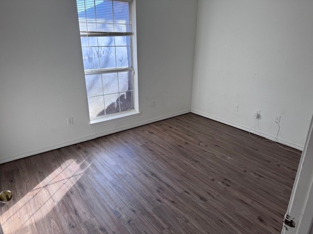 2541-2551 E Price Street 200