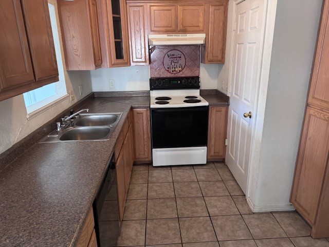 2541-2551 E Price Street 200