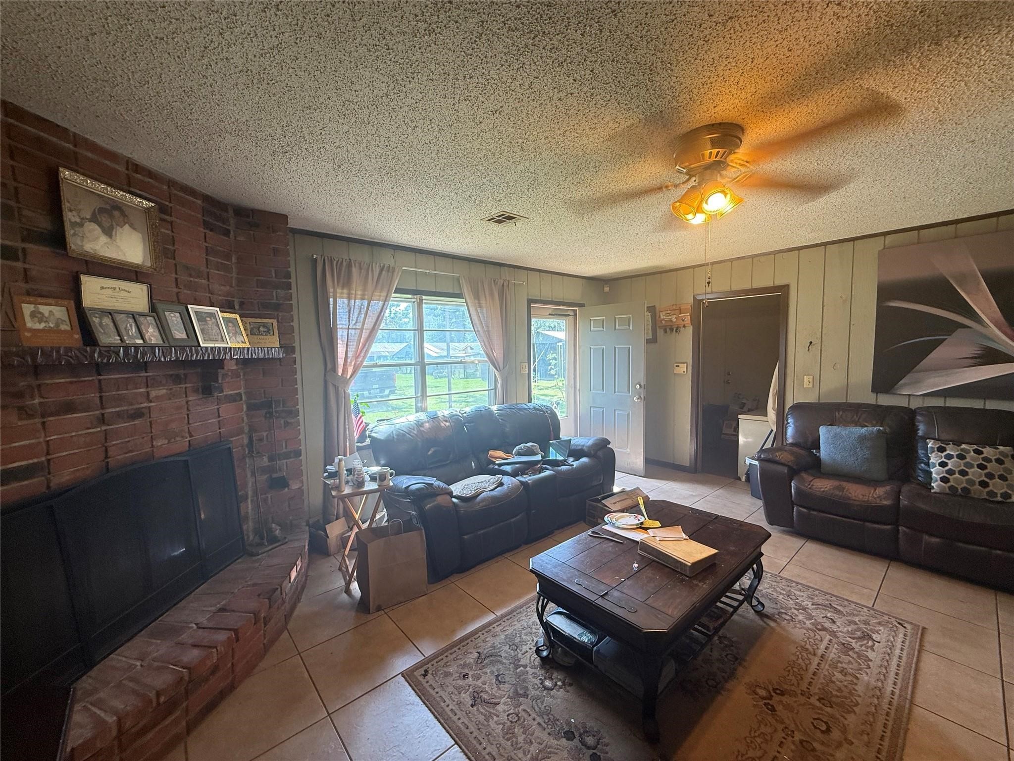 7039 County Road 3114