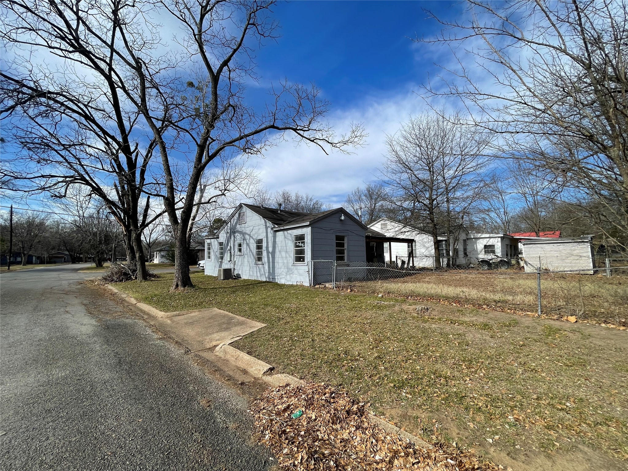 1061 19th Street SE