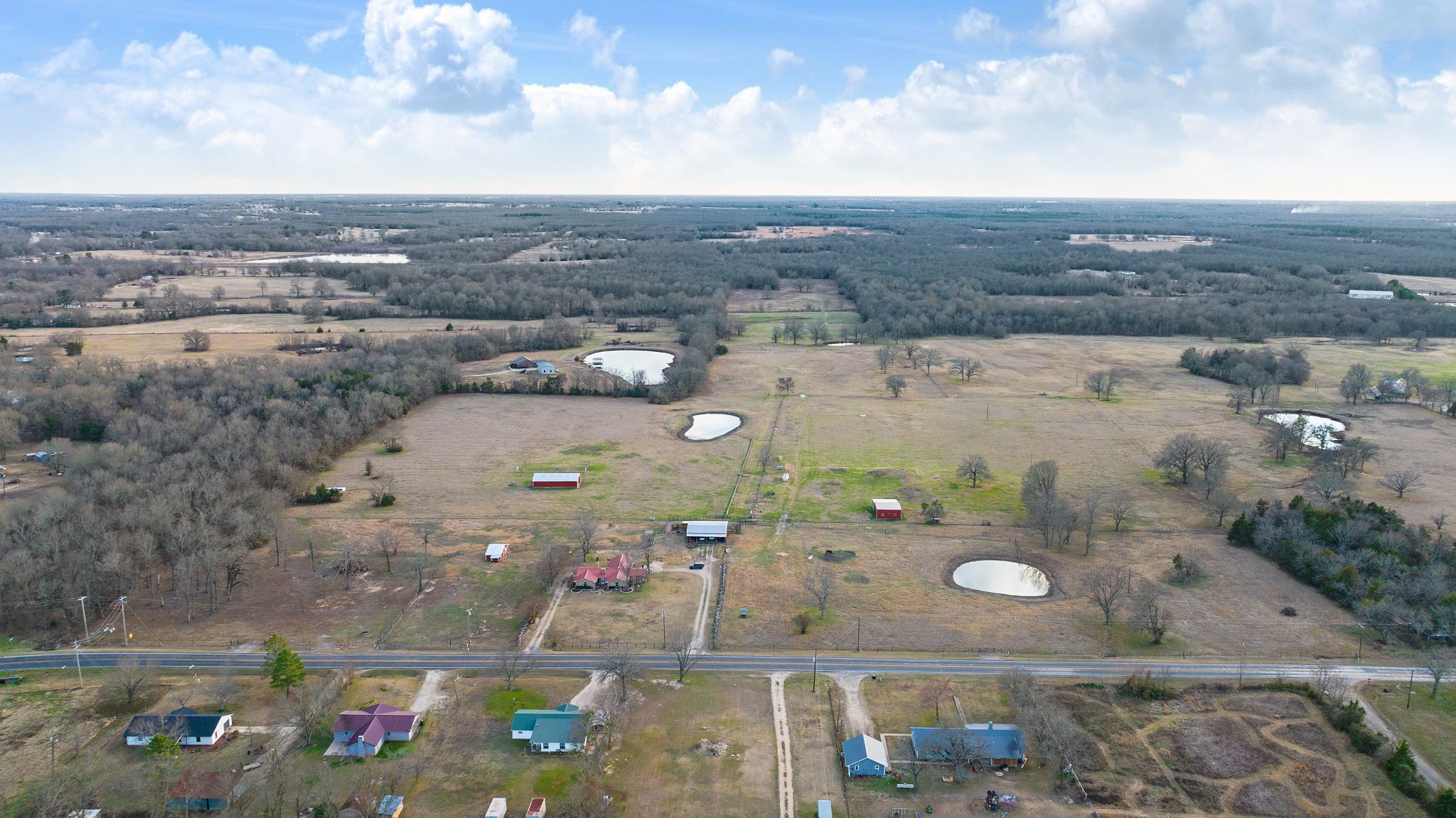9216 Farm Road 195