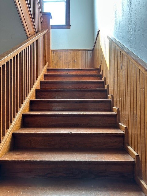 415 W Franklin