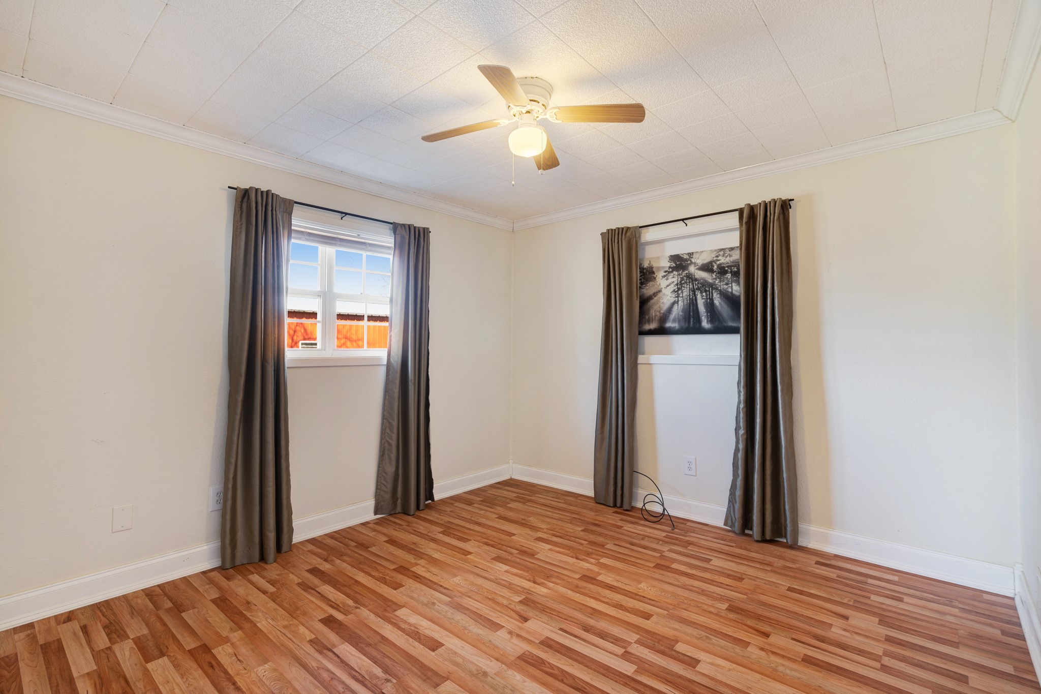 8413 Farm Road 195