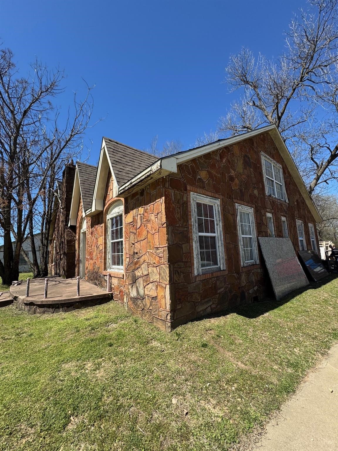401 Pine Bluff Street