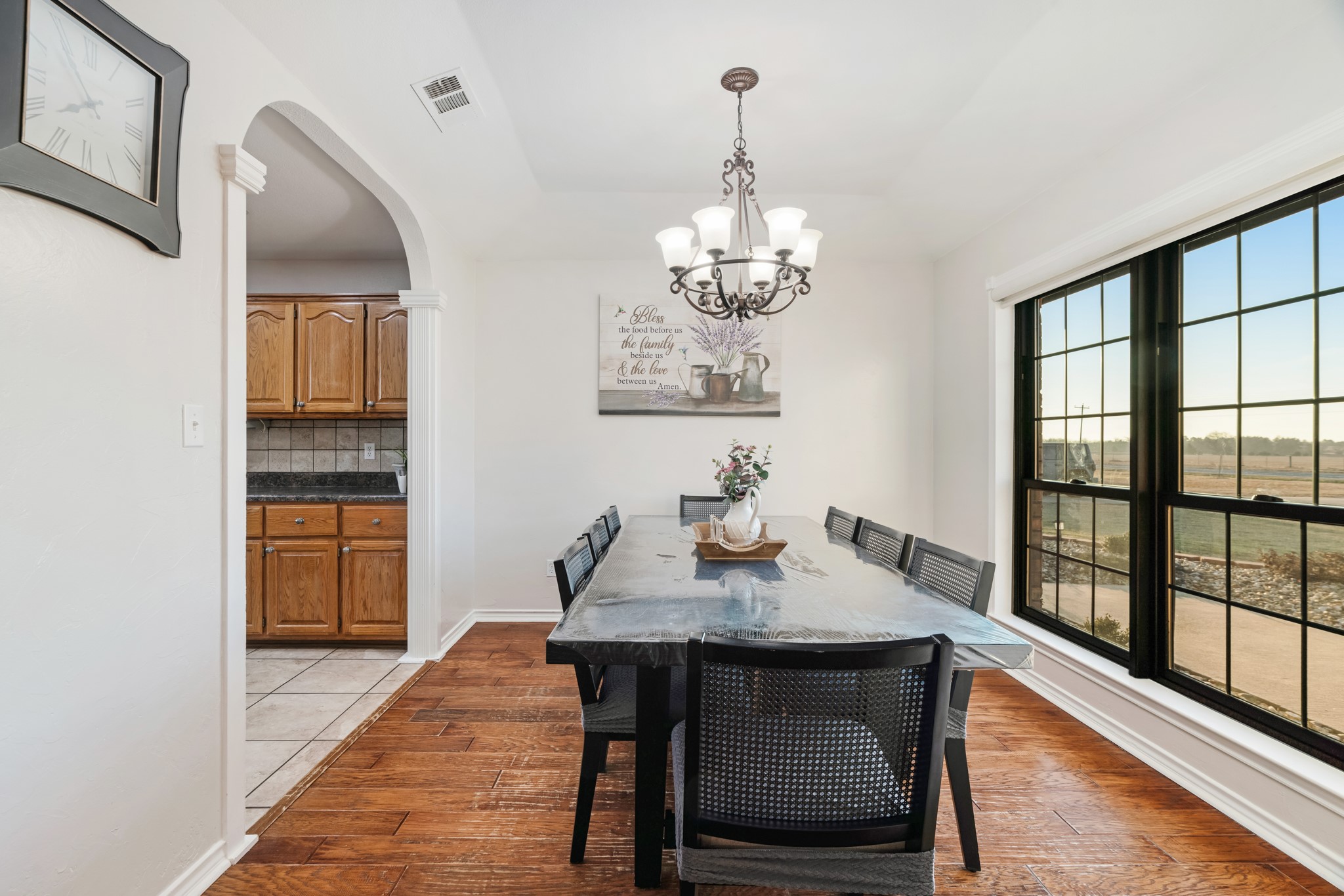 2748 Farm Road 2820