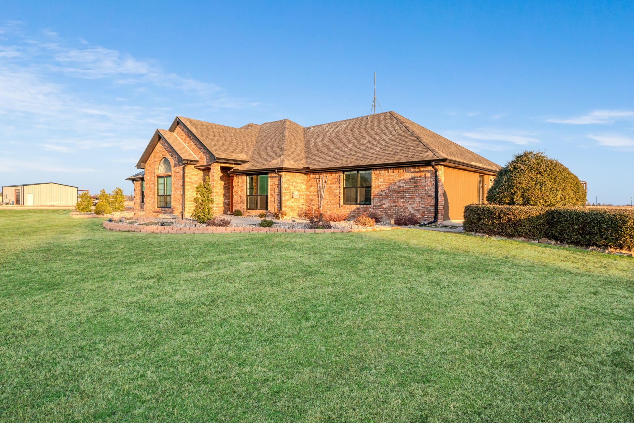 2748 Farm Road 2820