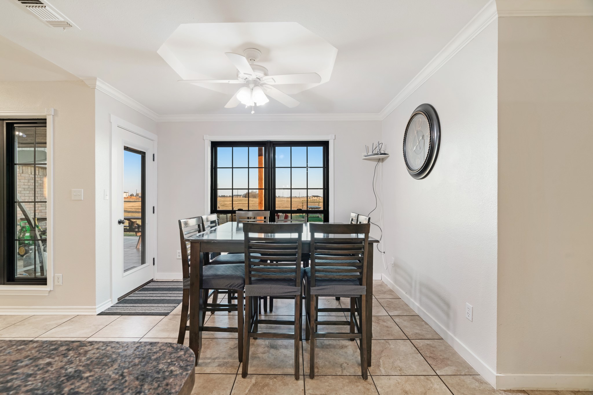 2748 Farm Road 2820