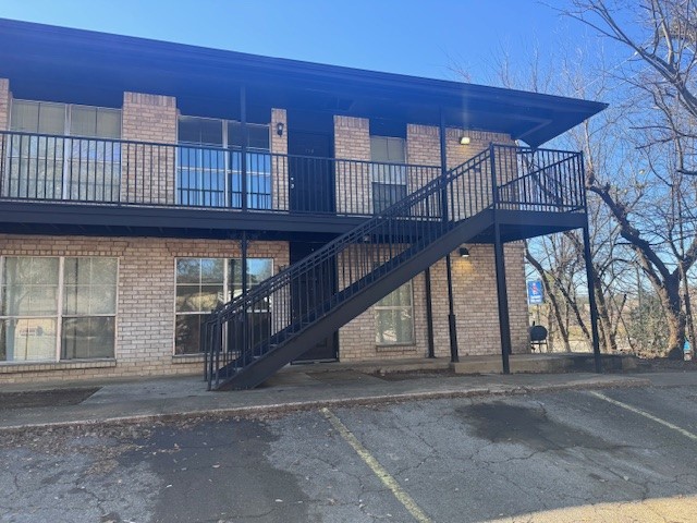 2903 Clarksville Street 206