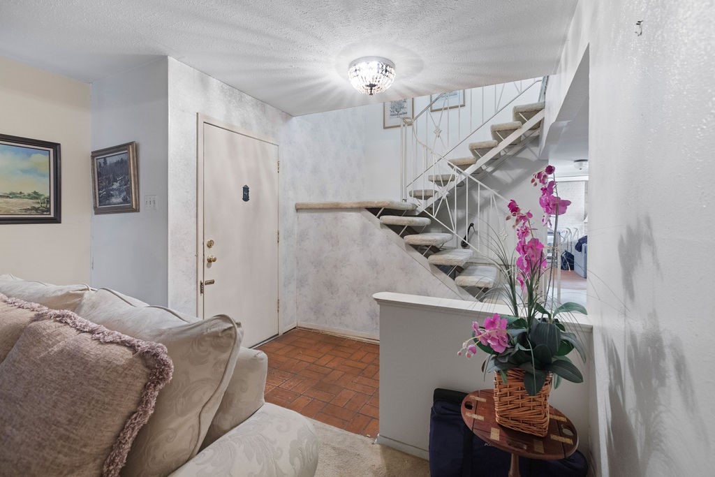 1423 Stagecoach Drive