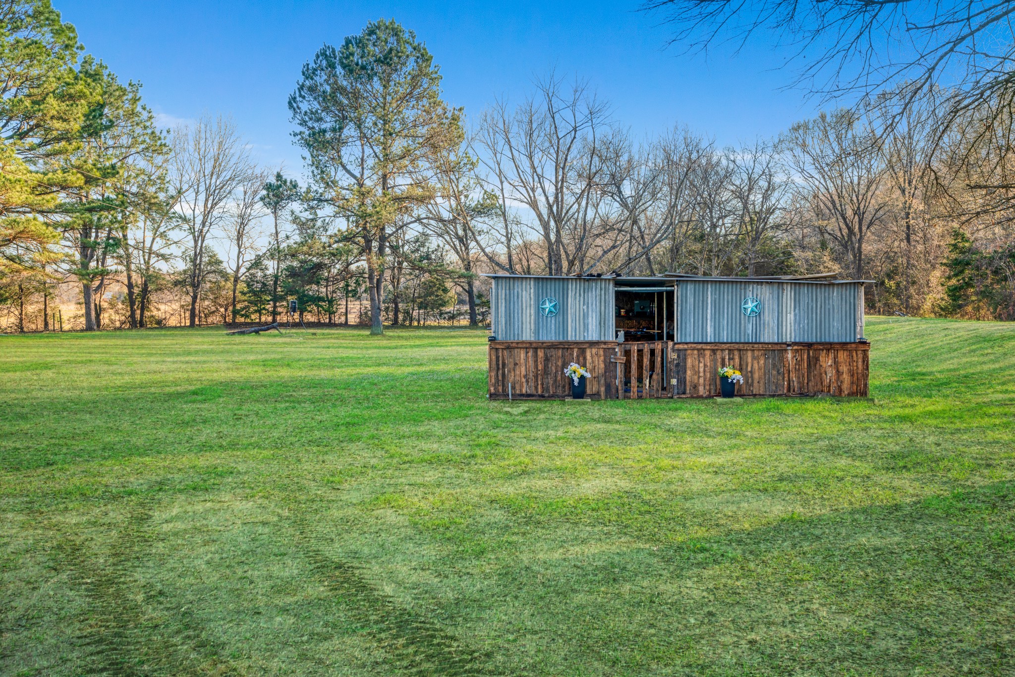 127 Farm Road 1499