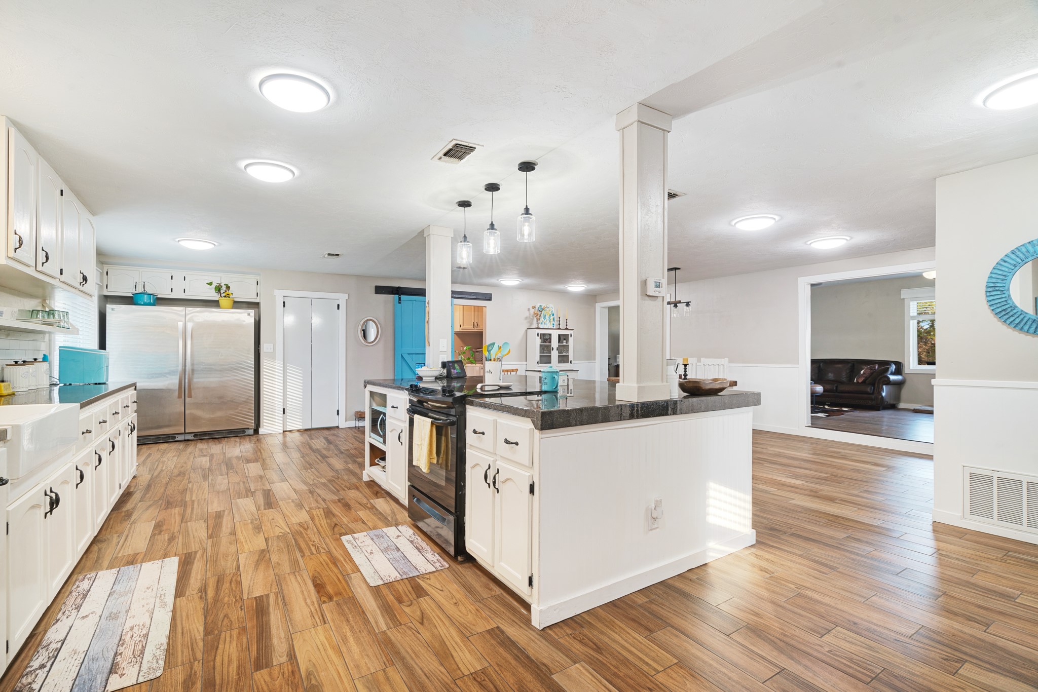 127 Farm Road 1499