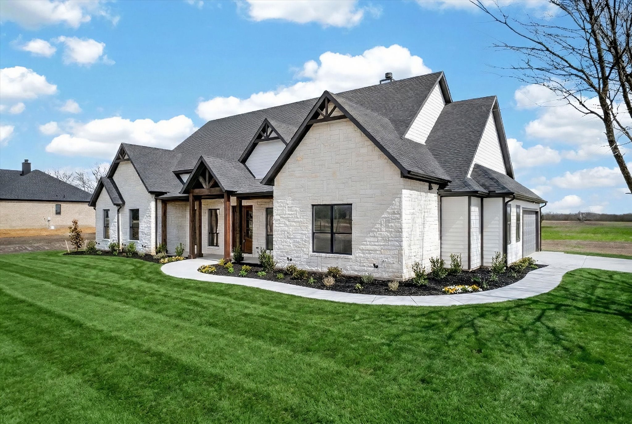 4945 County Road 1098