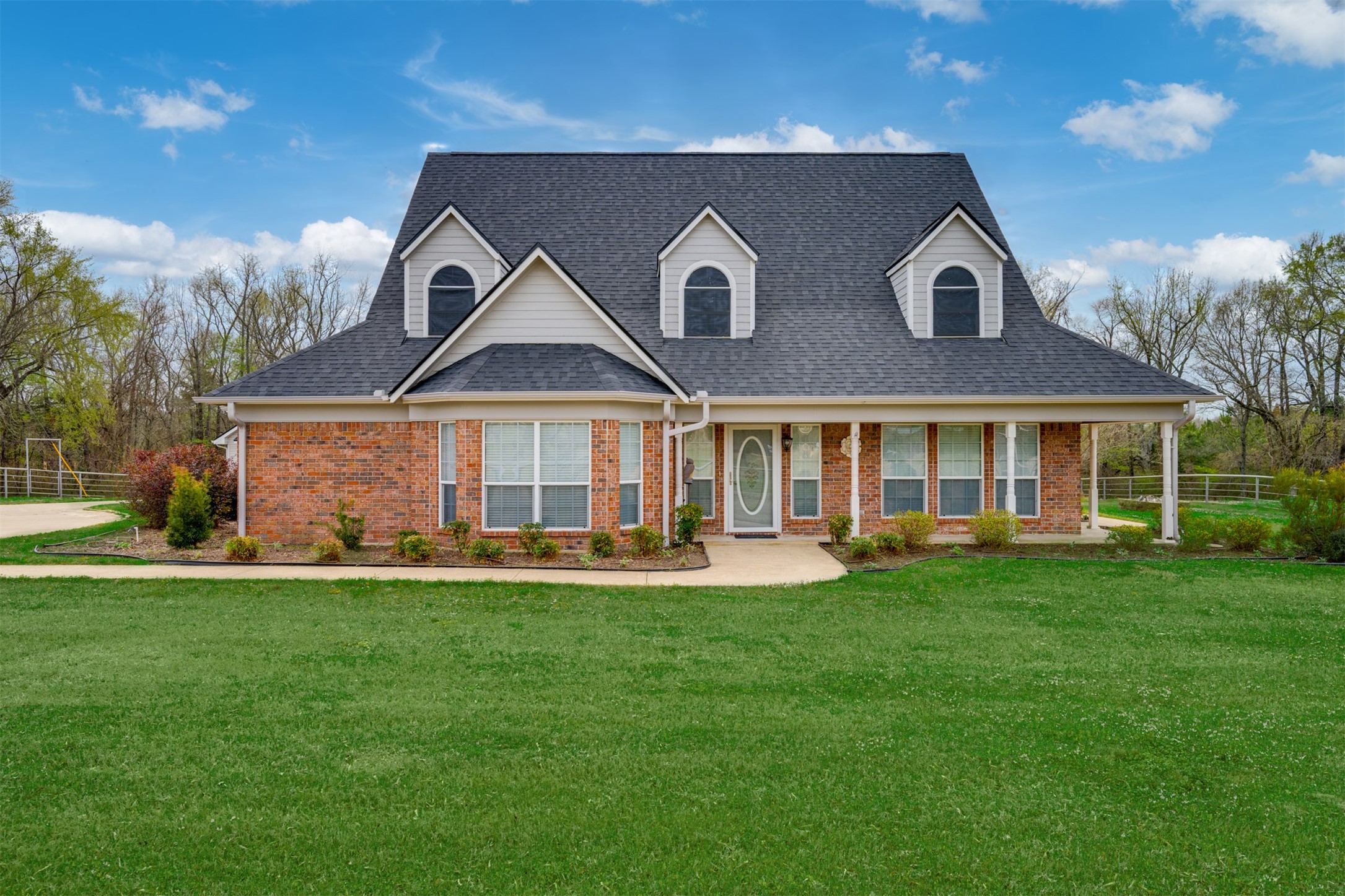 12843 Farm Road 909