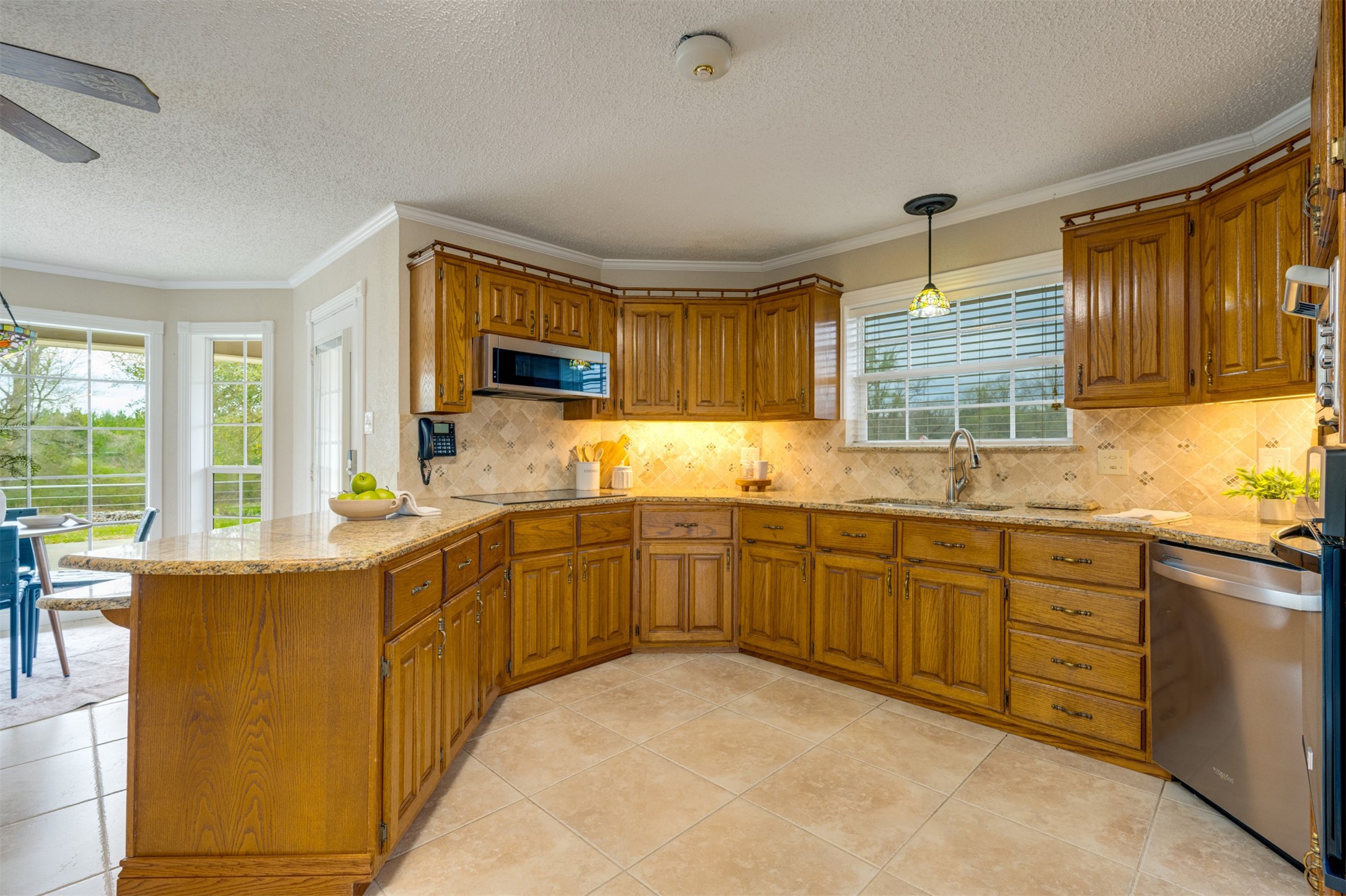 12843 Farm Road 909
