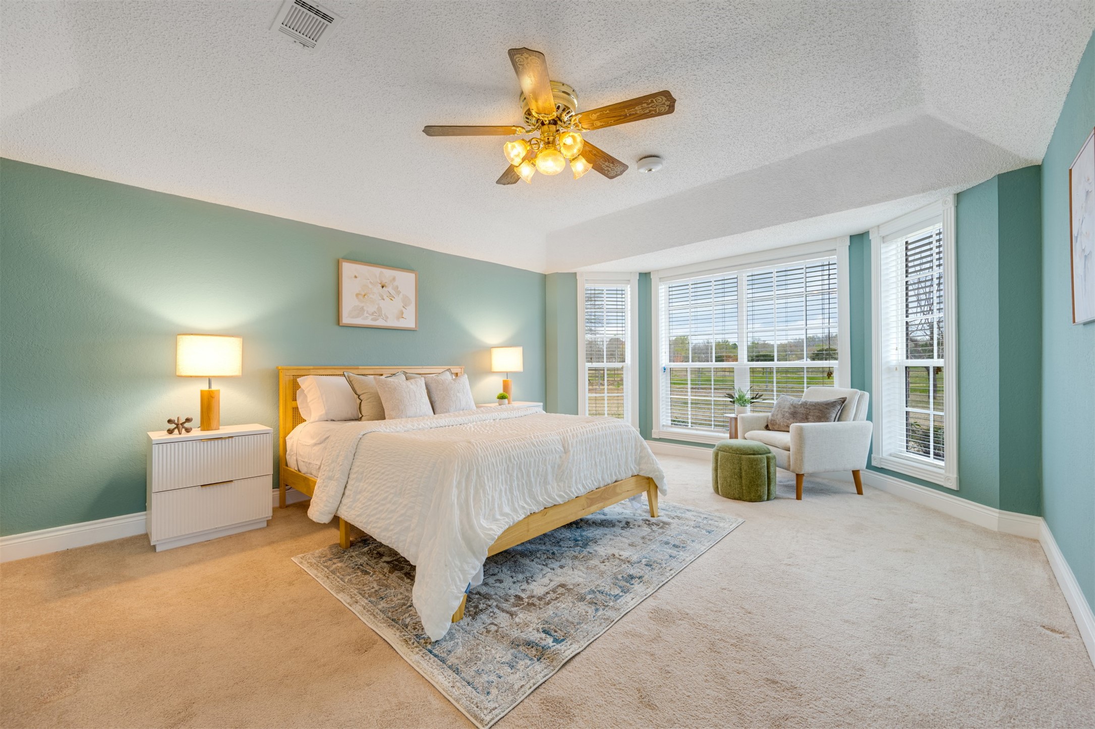12843 Farm Road 909
