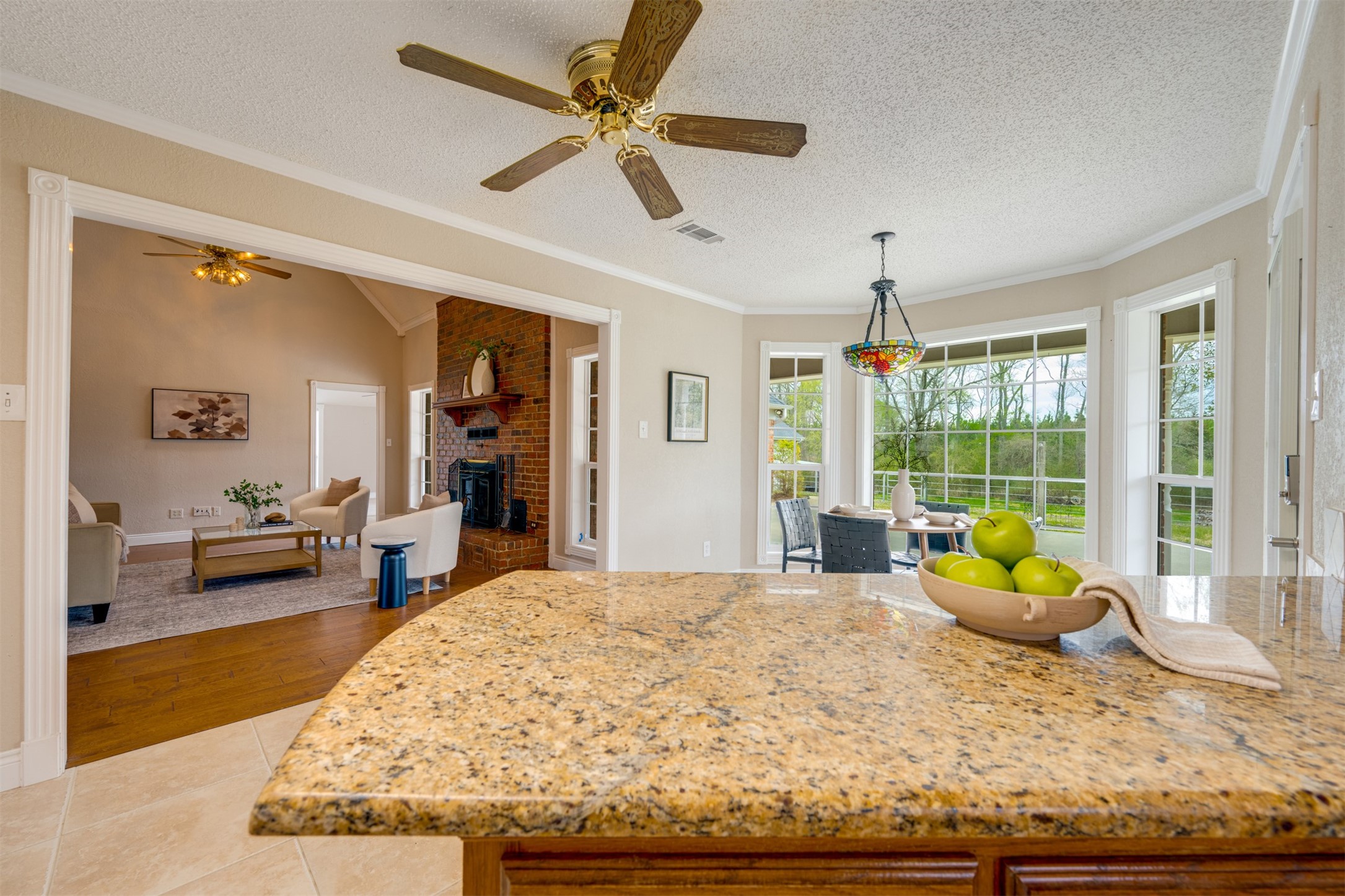 12843 Farm Road 909