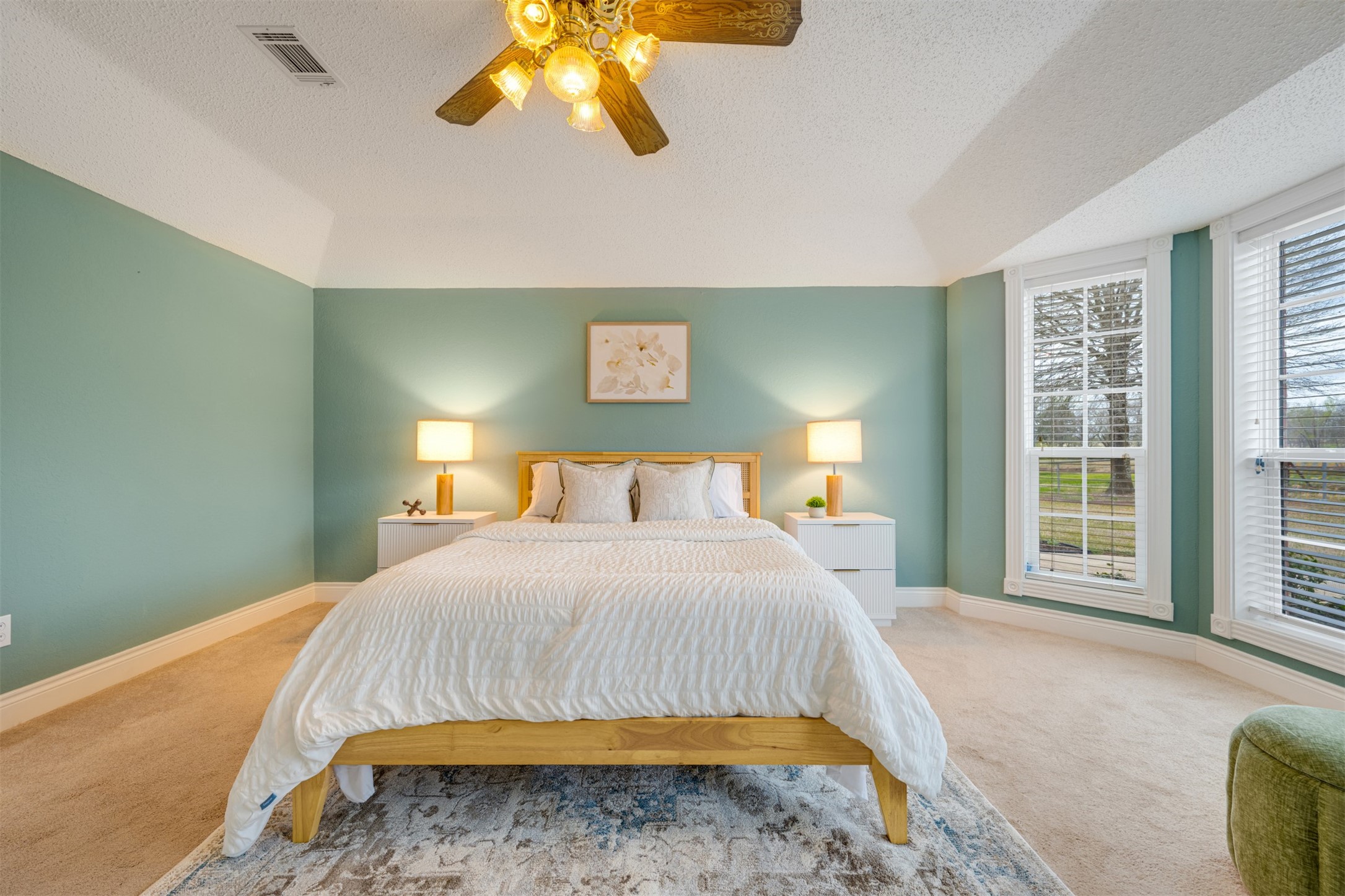 12843 Farm Road 909