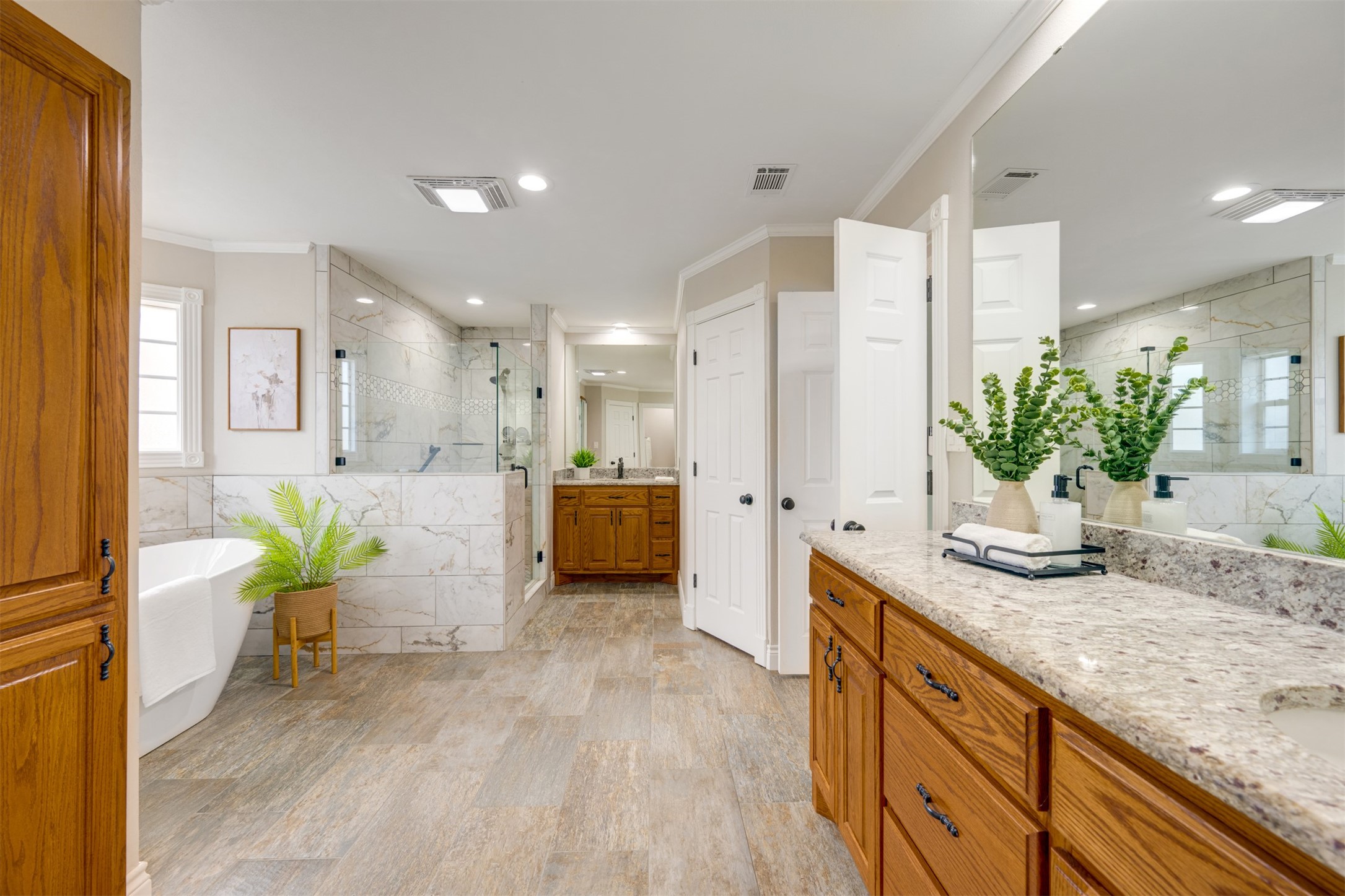 12843 Farm Road 909
