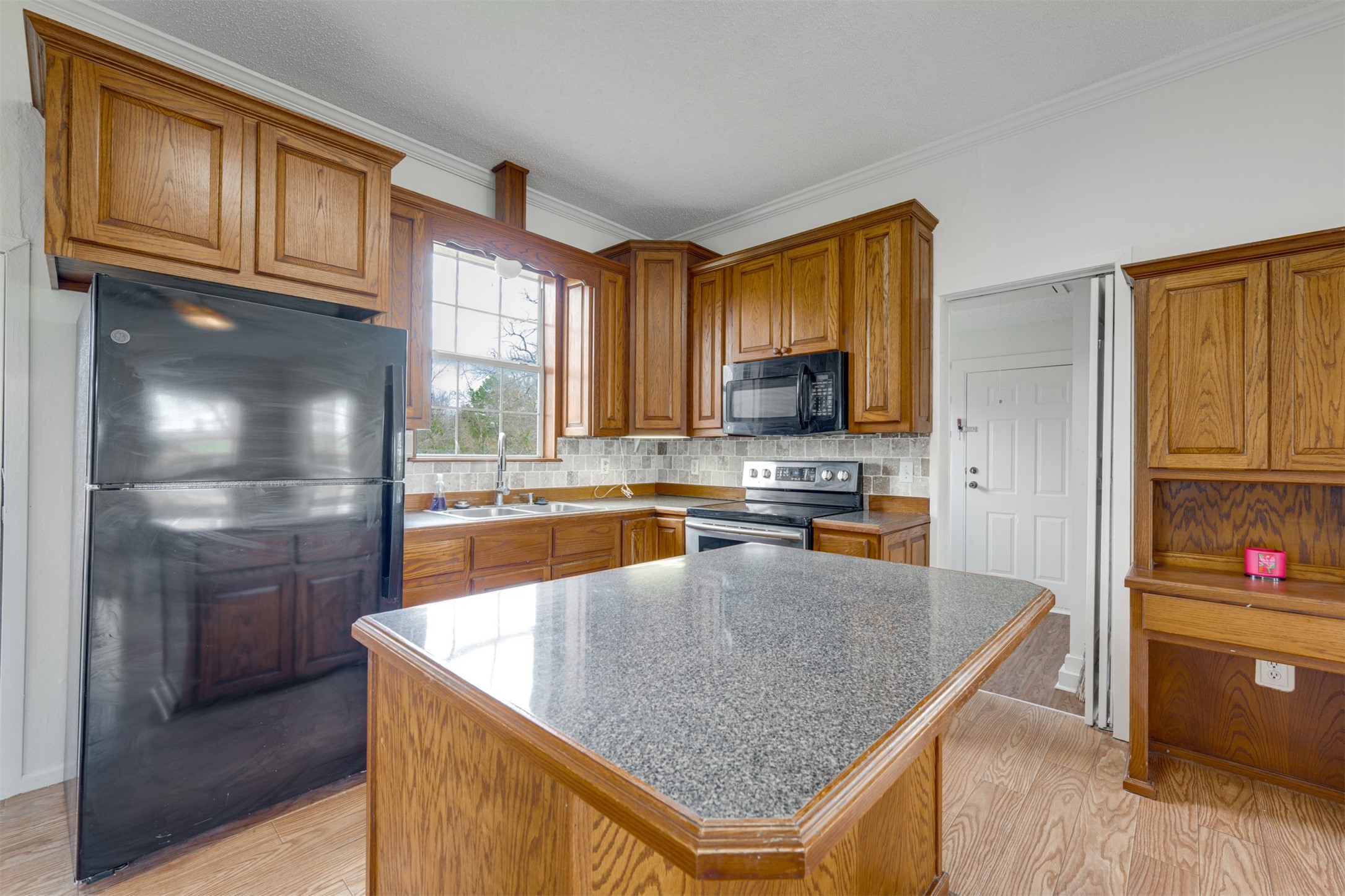 115 County Road 3100