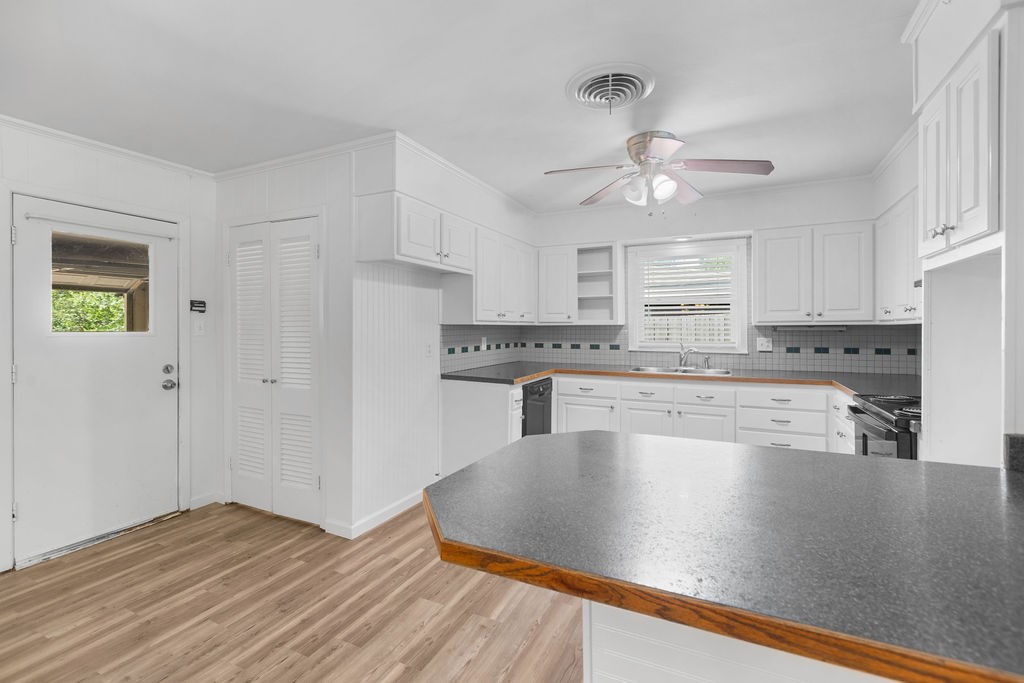 3171 Margaret Street