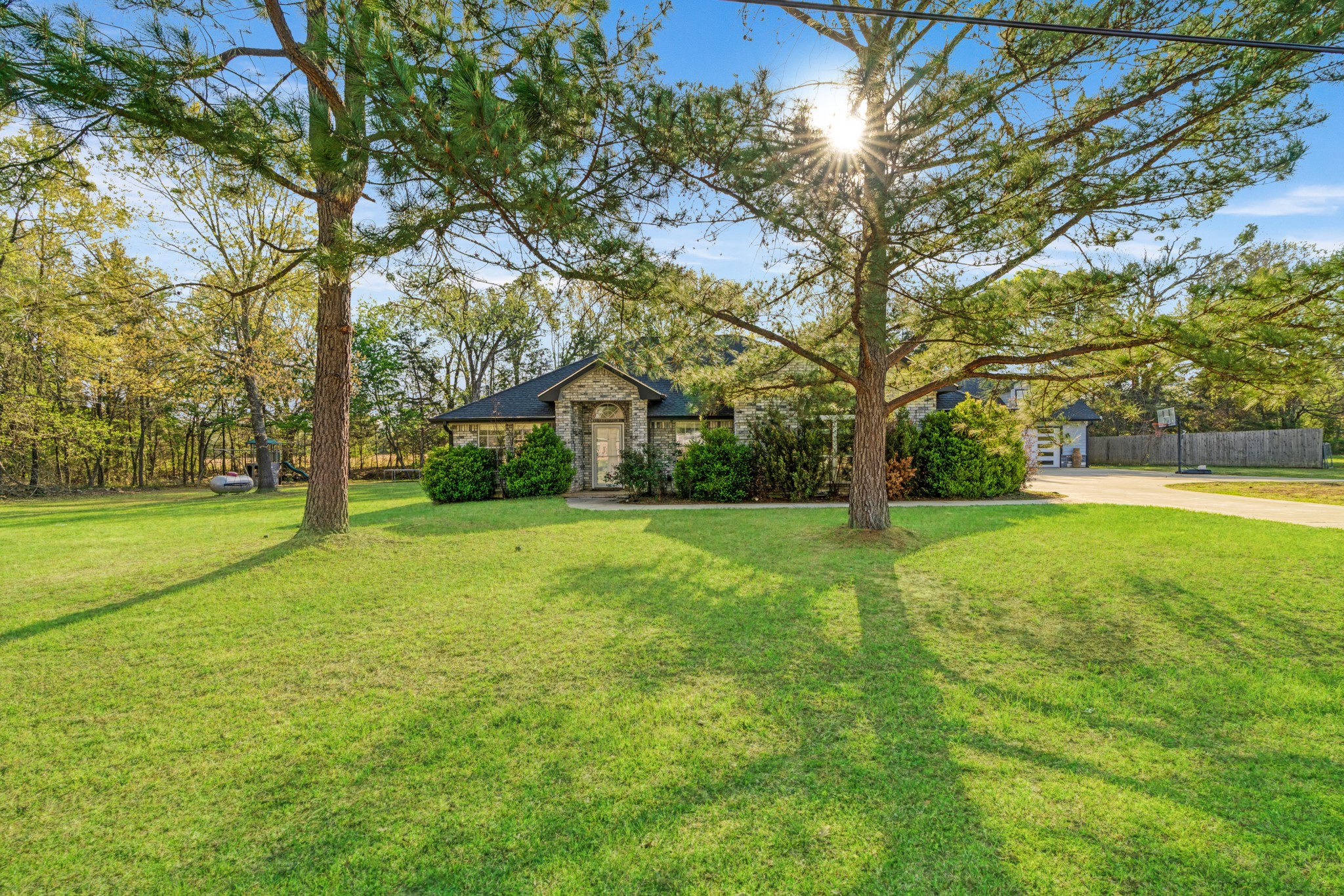 220 Laredo Drive