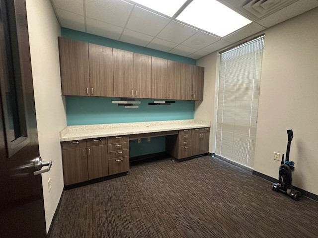870 NE Loop 286