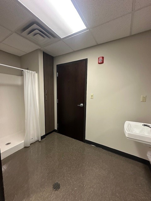 870 NE Loop 286