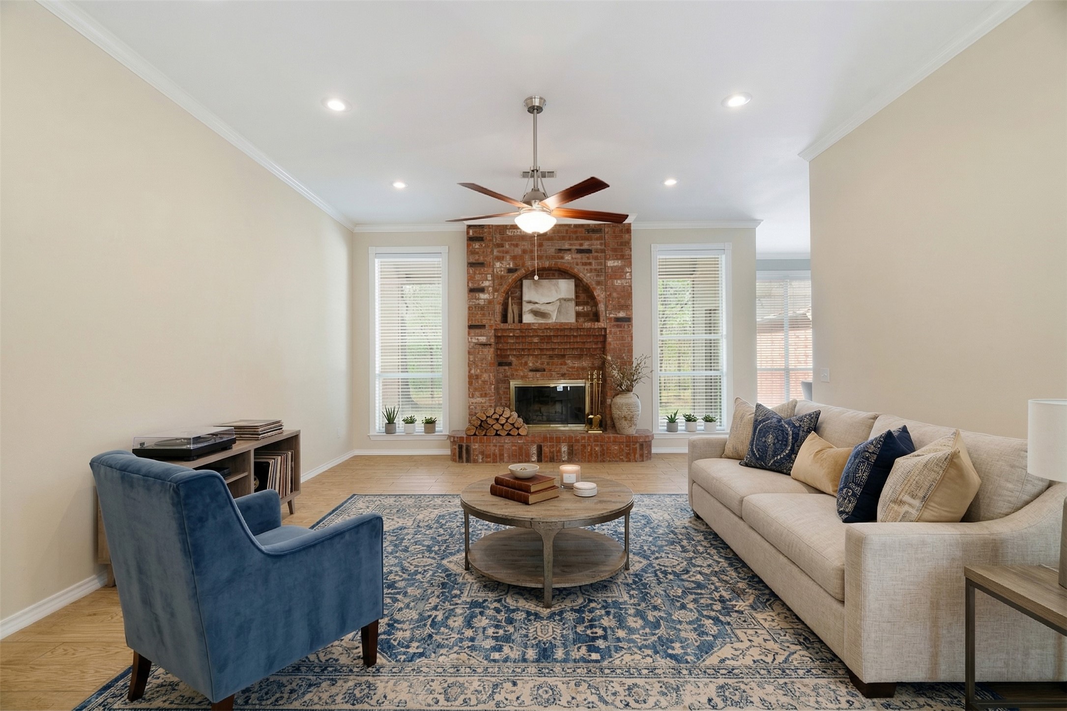 231 OAK HILL