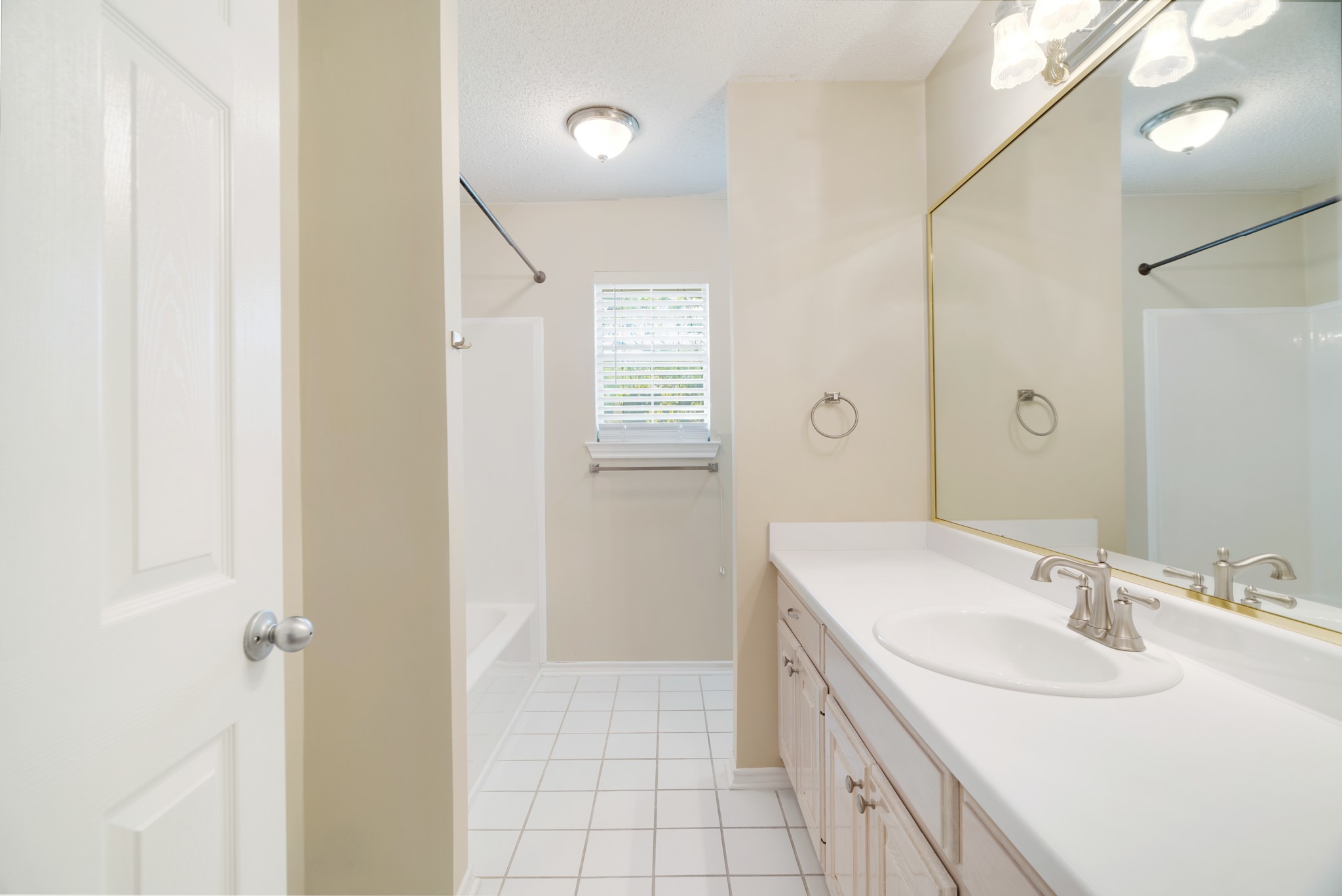 231 OAK HILL