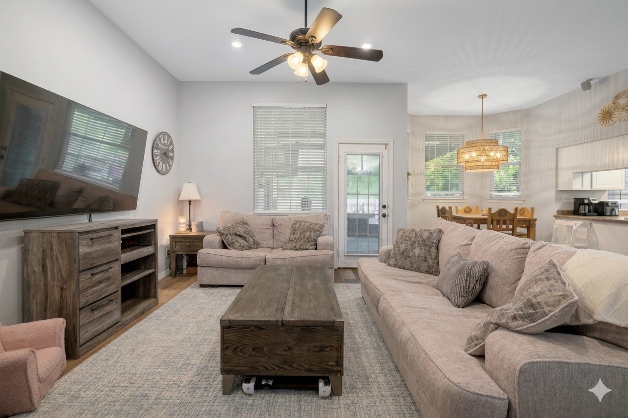 566 Turtle Creek