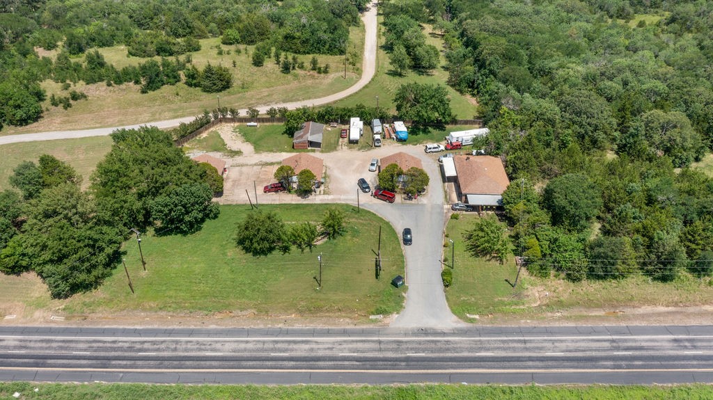 2070 N US Hwy 69