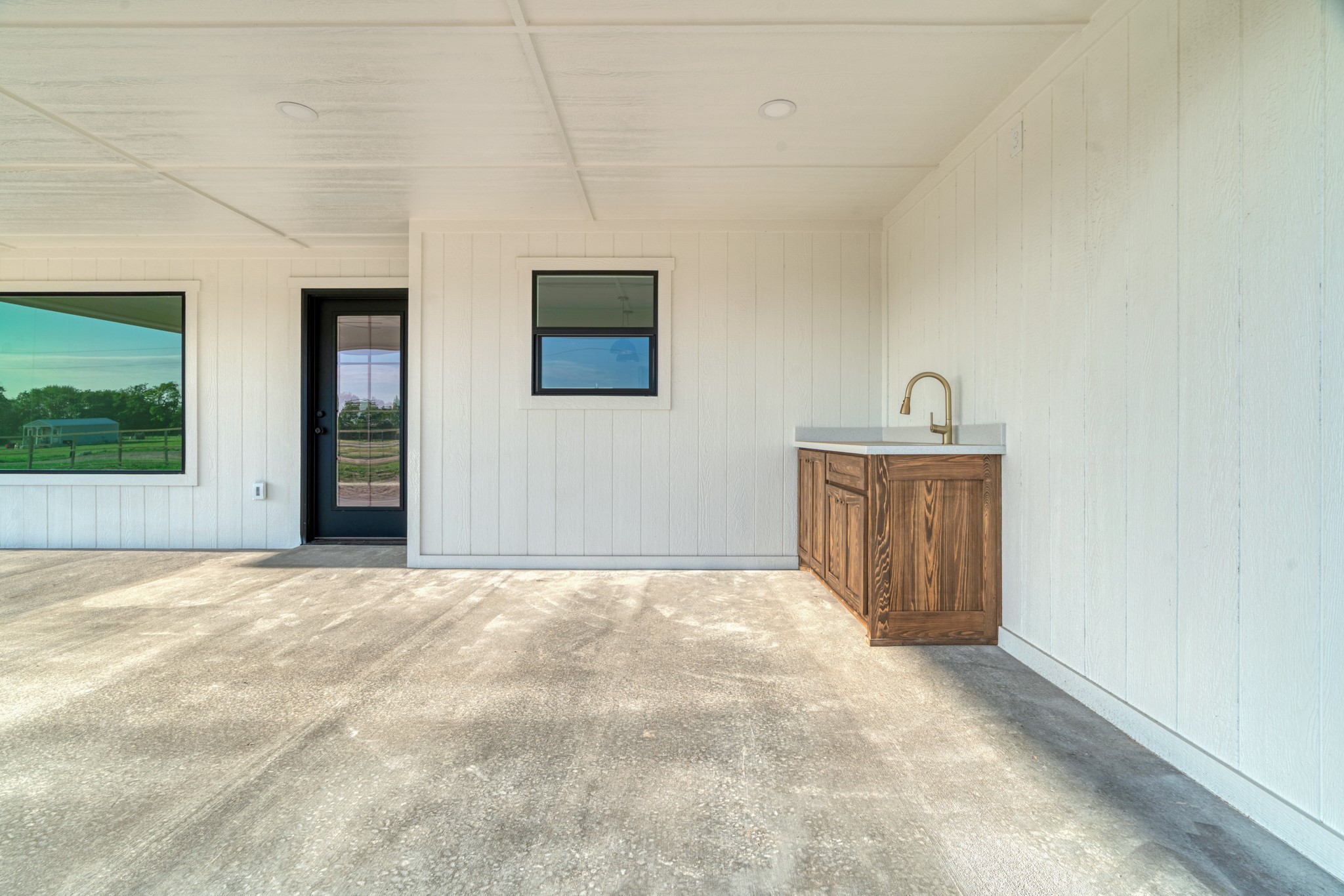 51 Private Road 33039