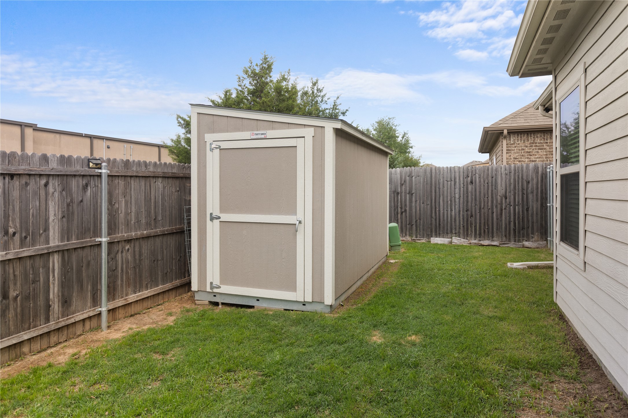 7714 Cottonwood Drive