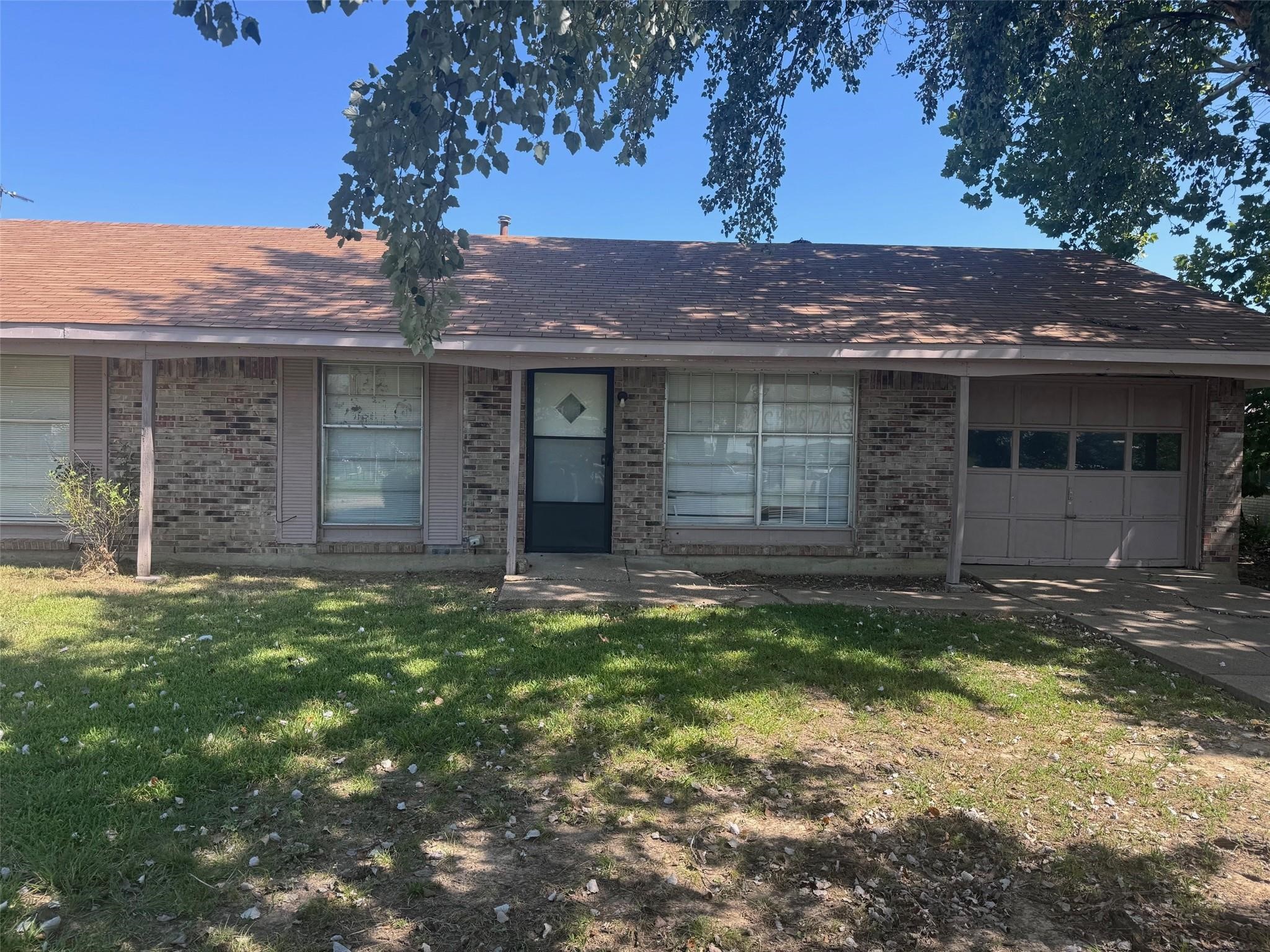2112 Sunset Drive