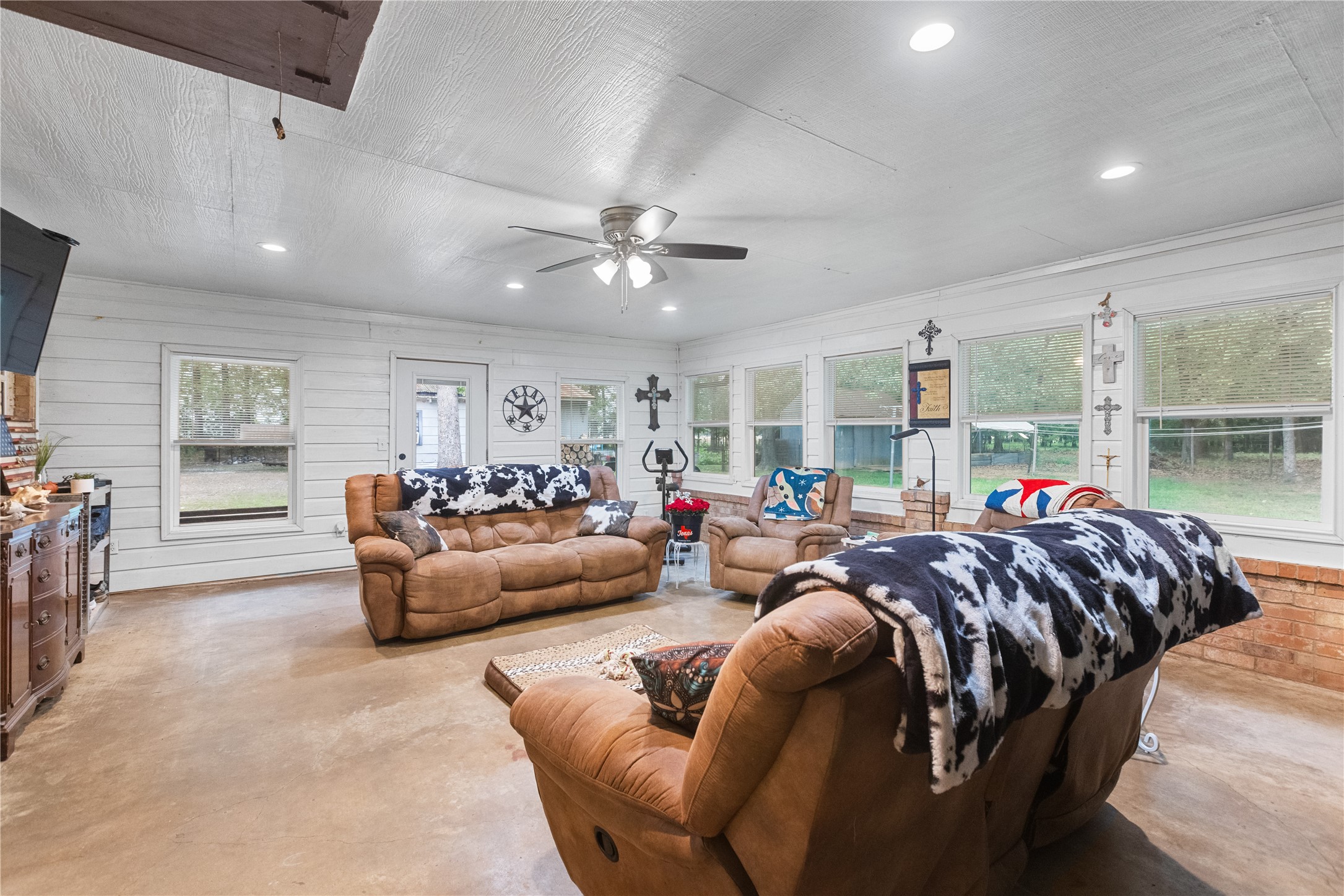 454 County Road 1485
