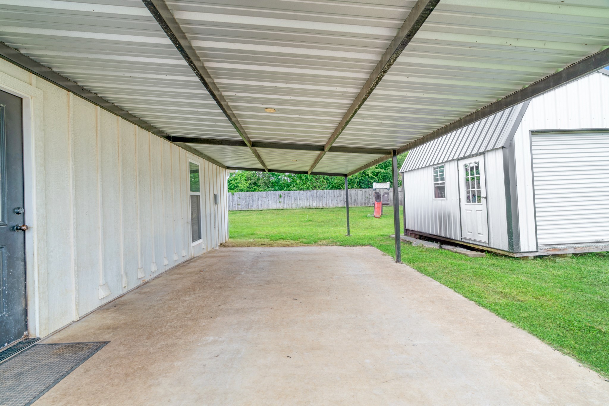 134 Private Road 43790