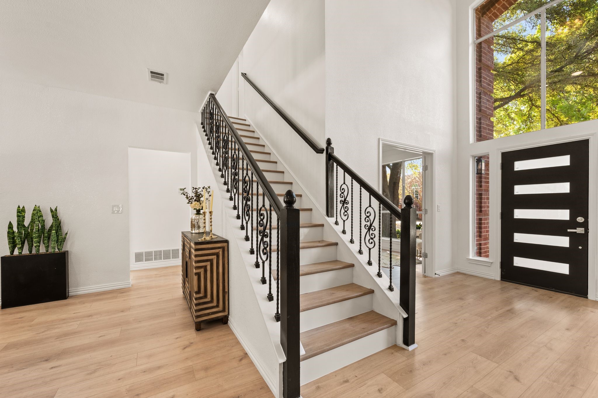 1311 Lakewood Drive